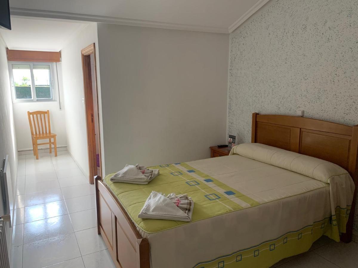 Hostal Sequeiros San Ciprián de Viñas المظهر الخارجي الصورة