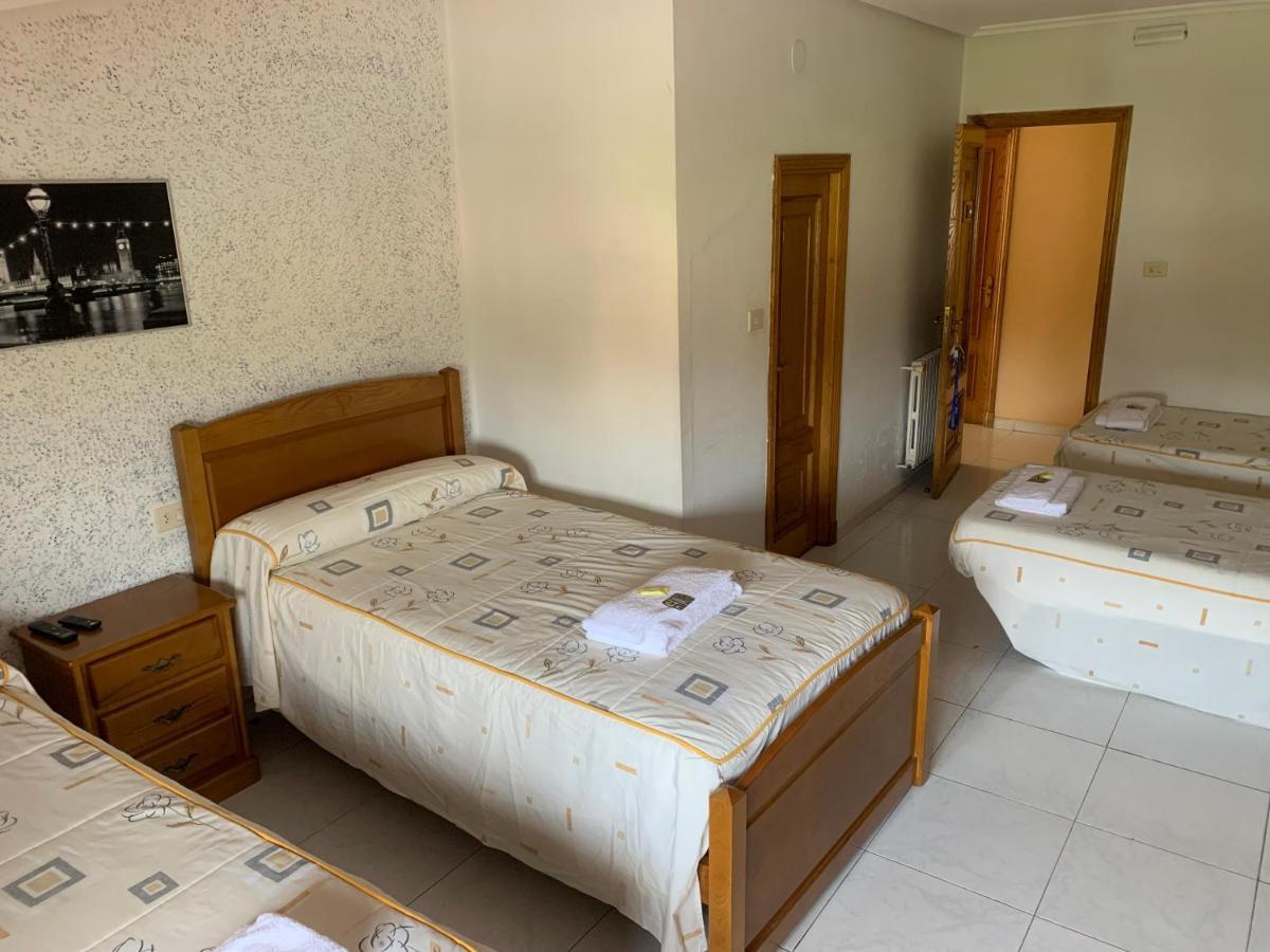 Hostal Sequeiros San Ciprián de Viñas المظهر الخارجي الصورة